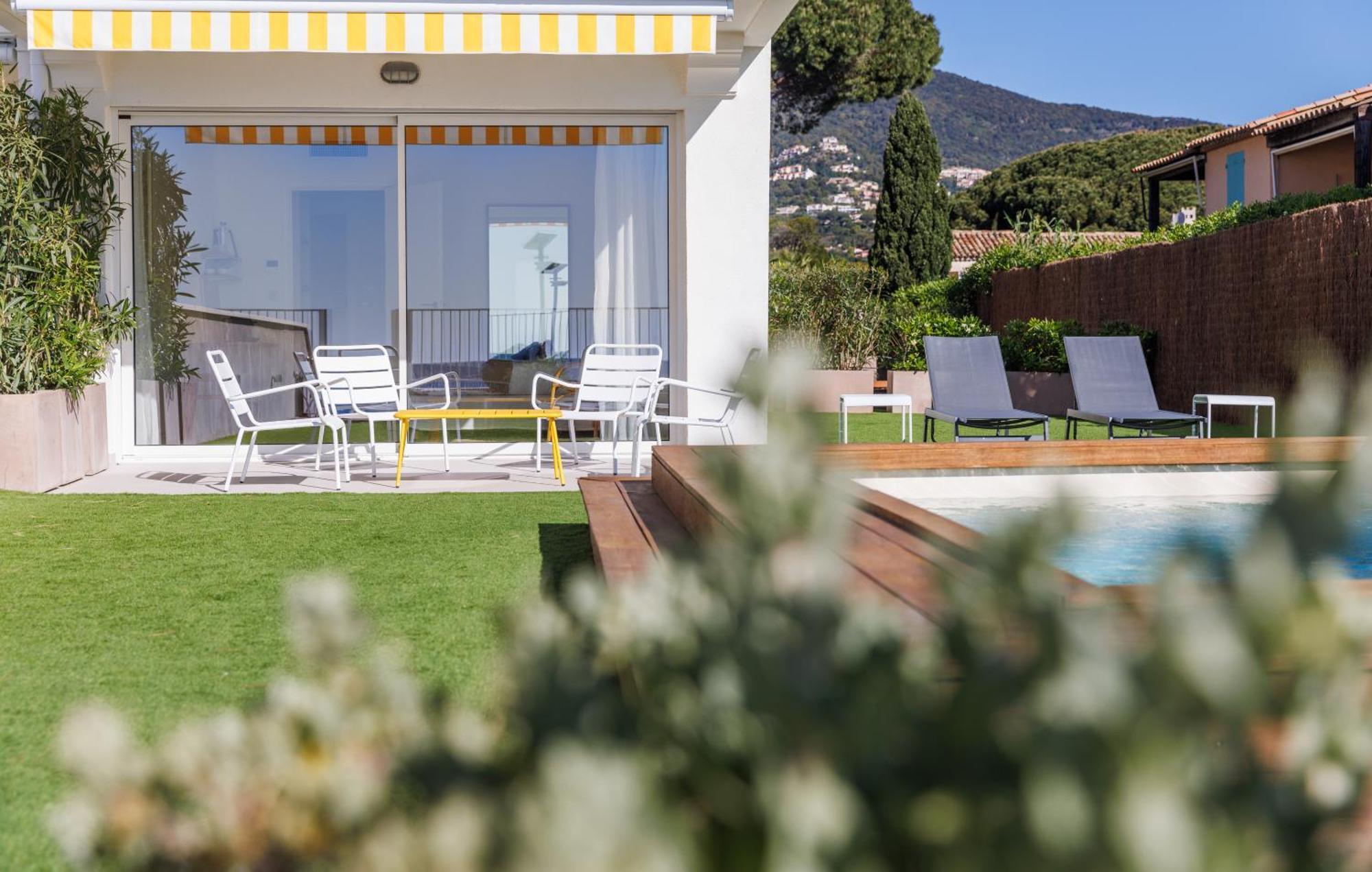 Belle Vue Hotel كافالير سور مير المظهر الخارجي الصورة