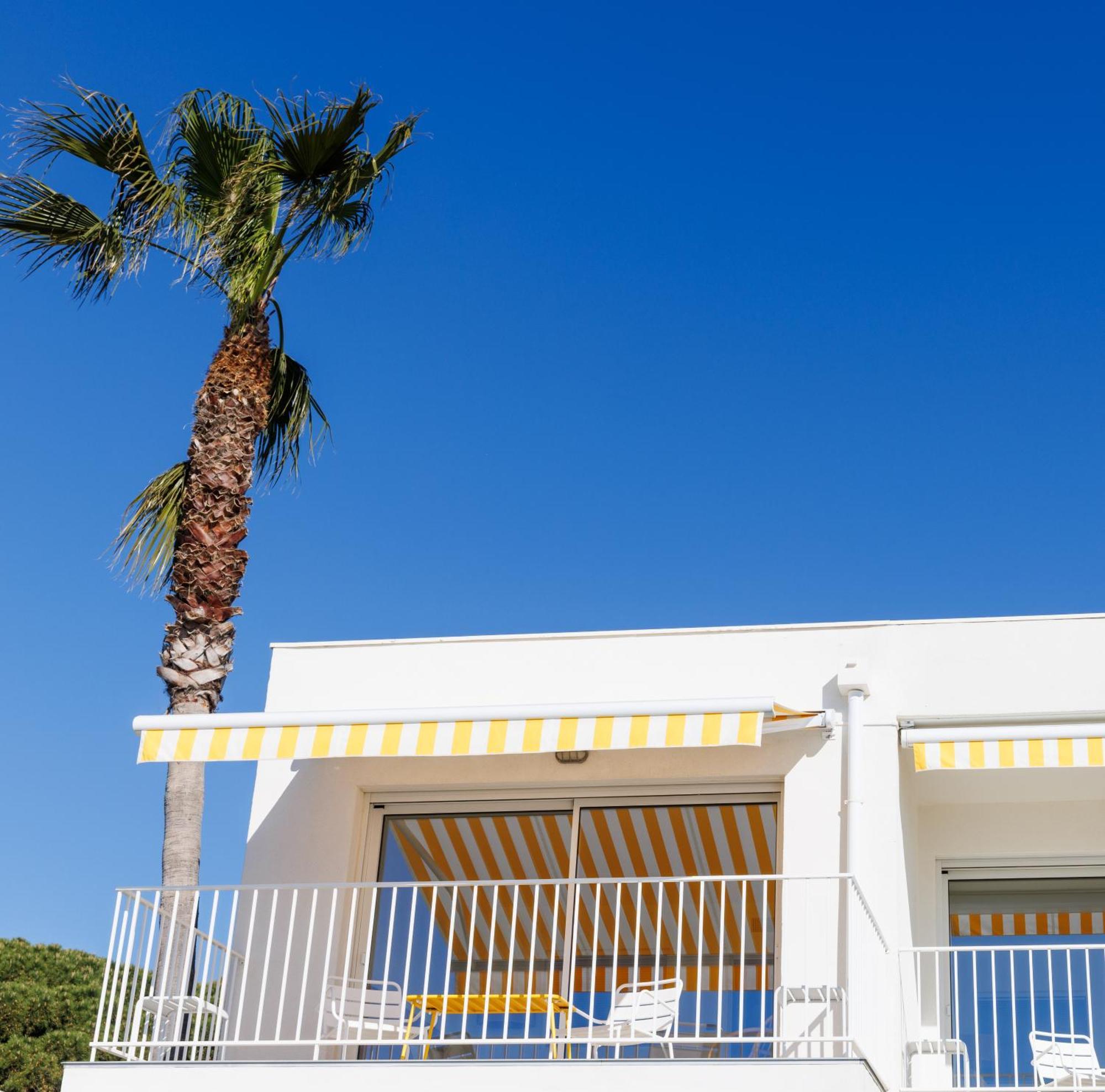 Belle Vue Hotel كافالير سور مير المظهر الخارجي الصورة
